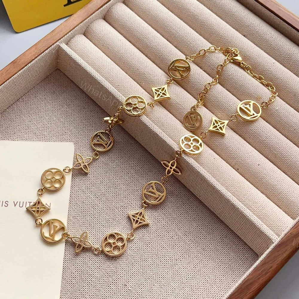 View 4 of Louis Vuitton LV Lace Necklace Gold M01057