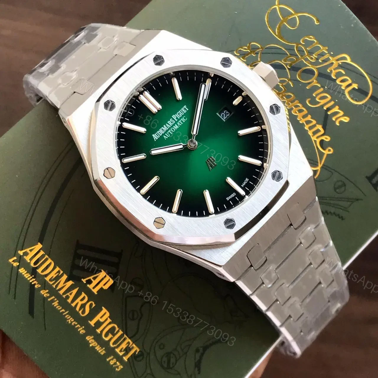 Audemars Piguet Royal Oak Green — view 1