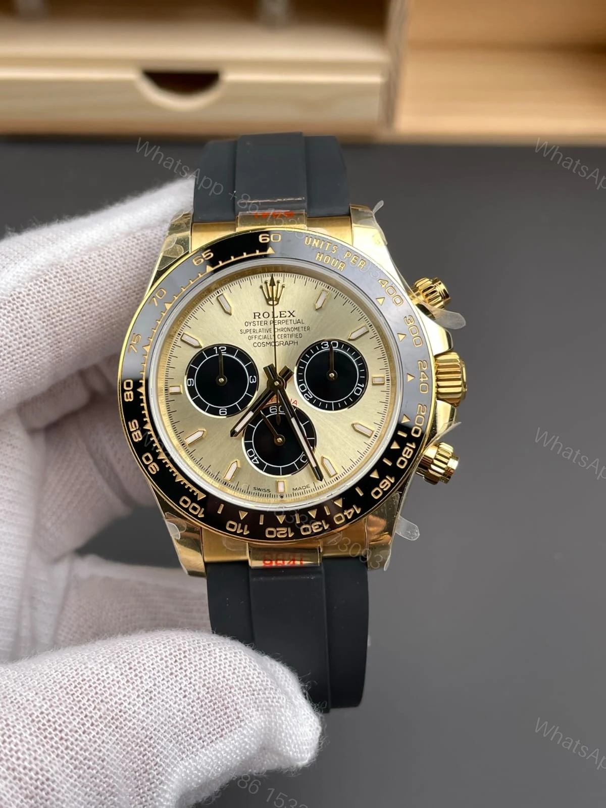 Rolex Cosmograph Daytona 116518LN Yellow Gold Super Clone — view 1