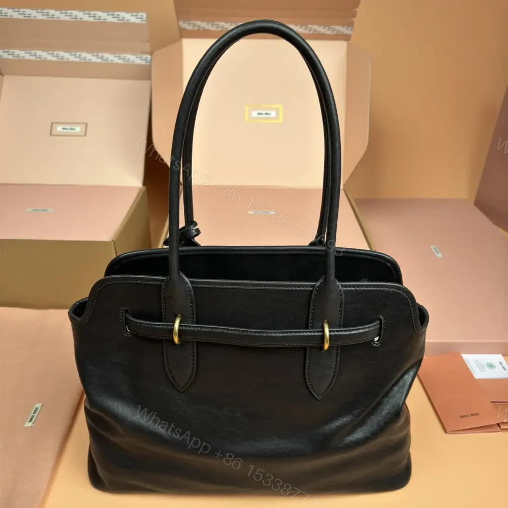 View 2 of 高仿miumiu*Aventure系列5BG291手提包黑色免檢版