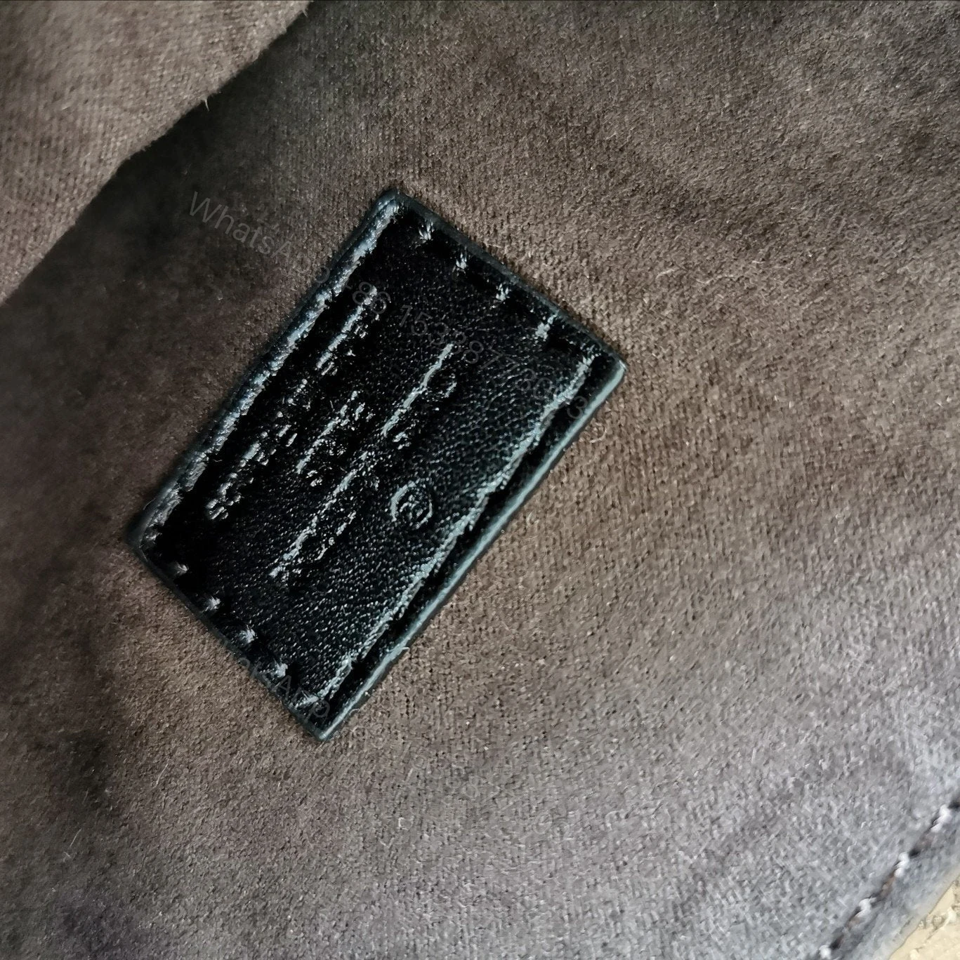 View 4 of Louis Vuitton Metis