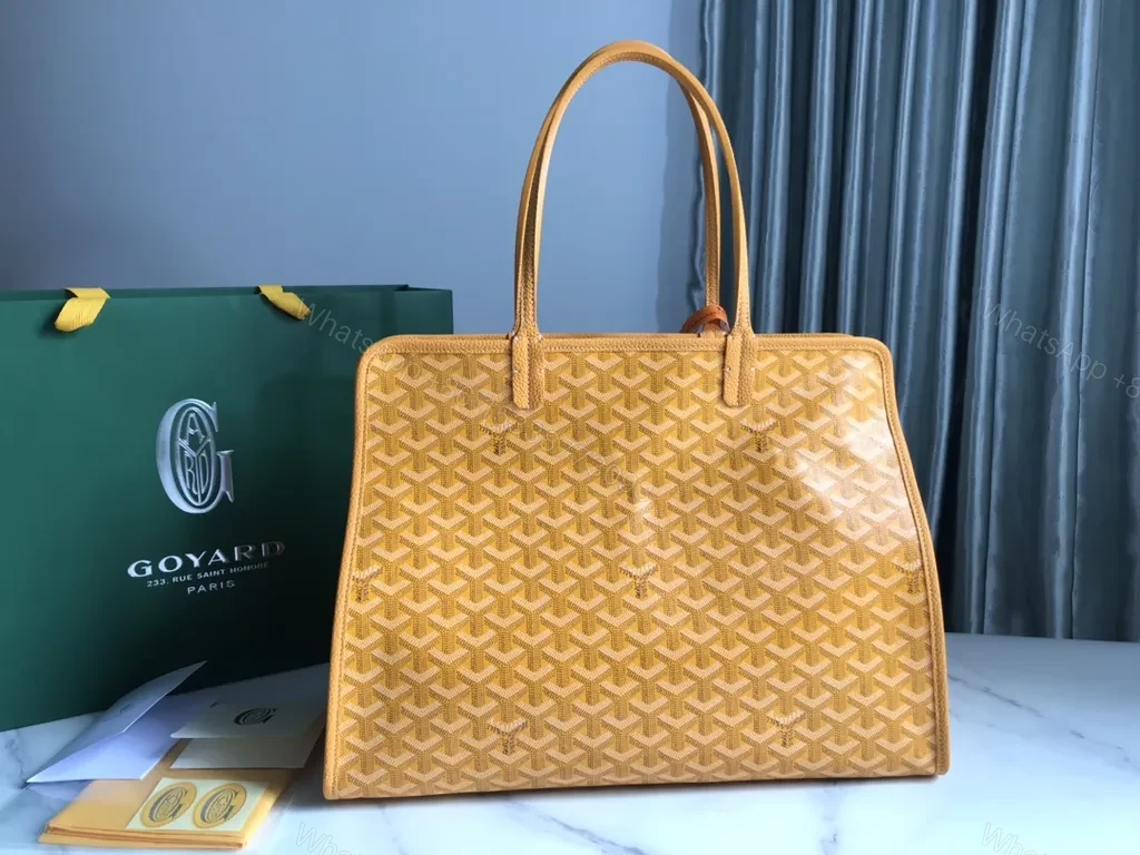Bold Monogram Tote â€” Structured Luxury Bag for All-Day Confidence — view 1