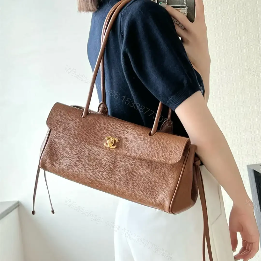 View 20 of 高仿Chanel*26S系列AS6288粒面小牛皮單肩包棕色免檢版