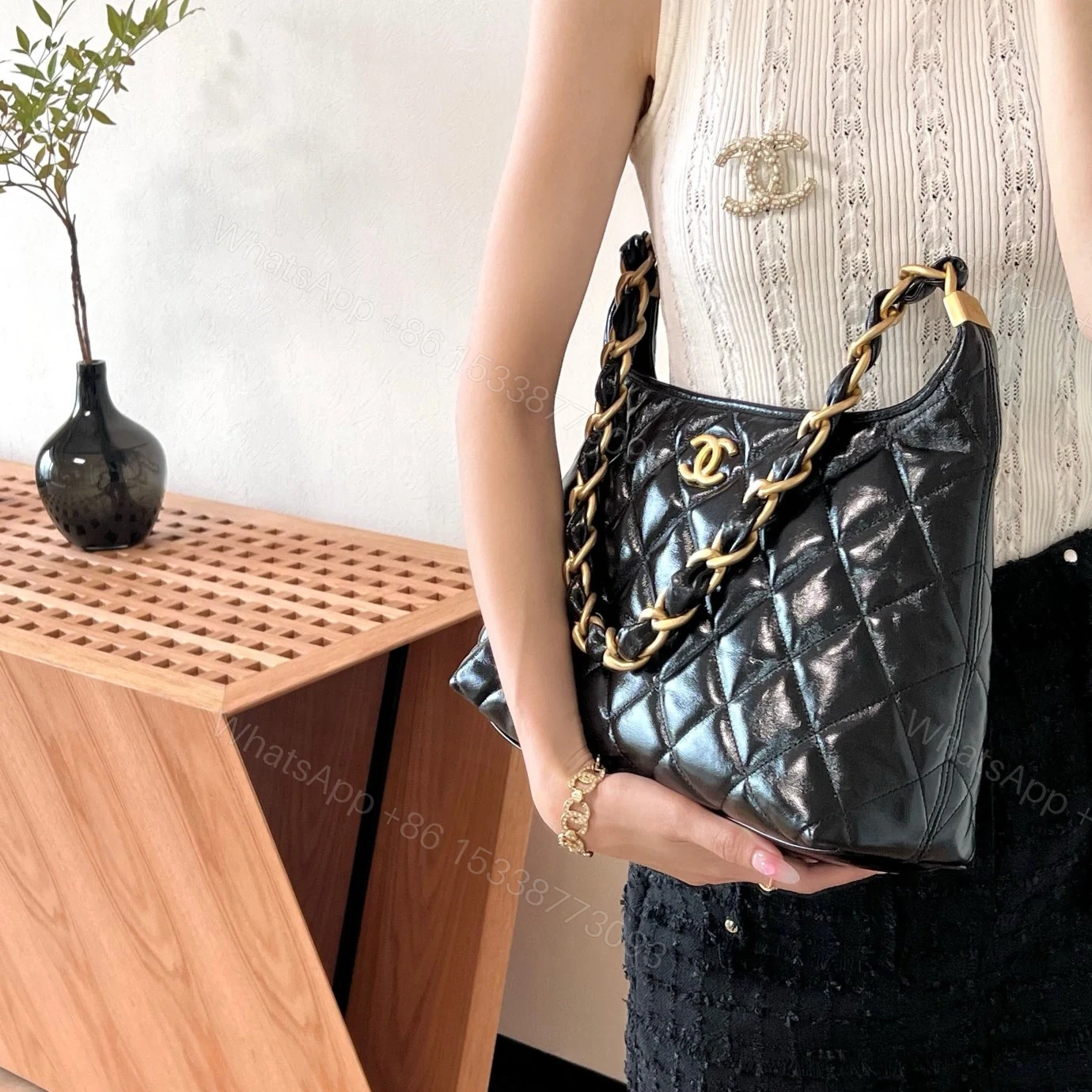 View 22 of 高仿Chanel*24A系列AS4923小羊皮流浪包小號免檢版