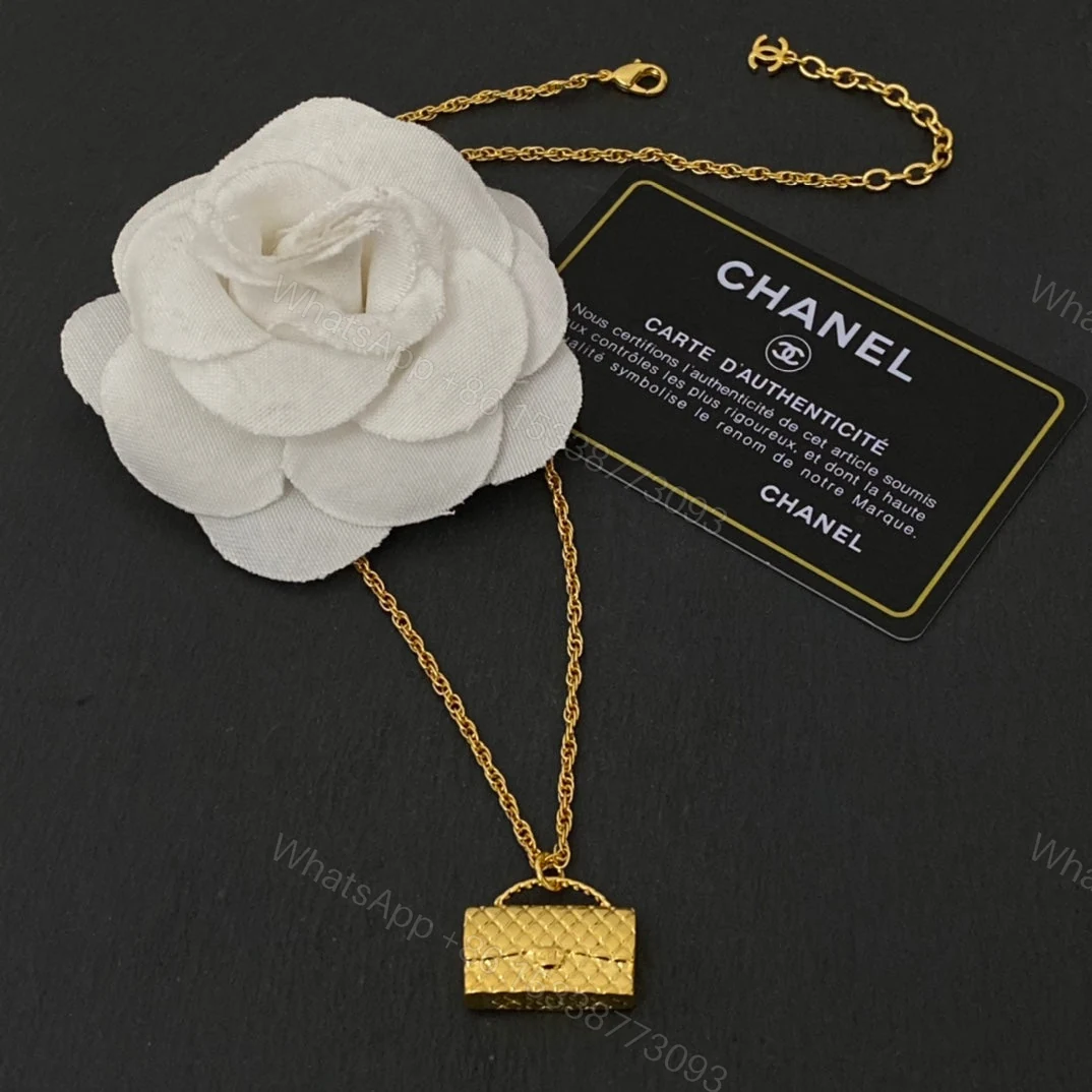 View 4 of EN – Lux Necklace CHL015