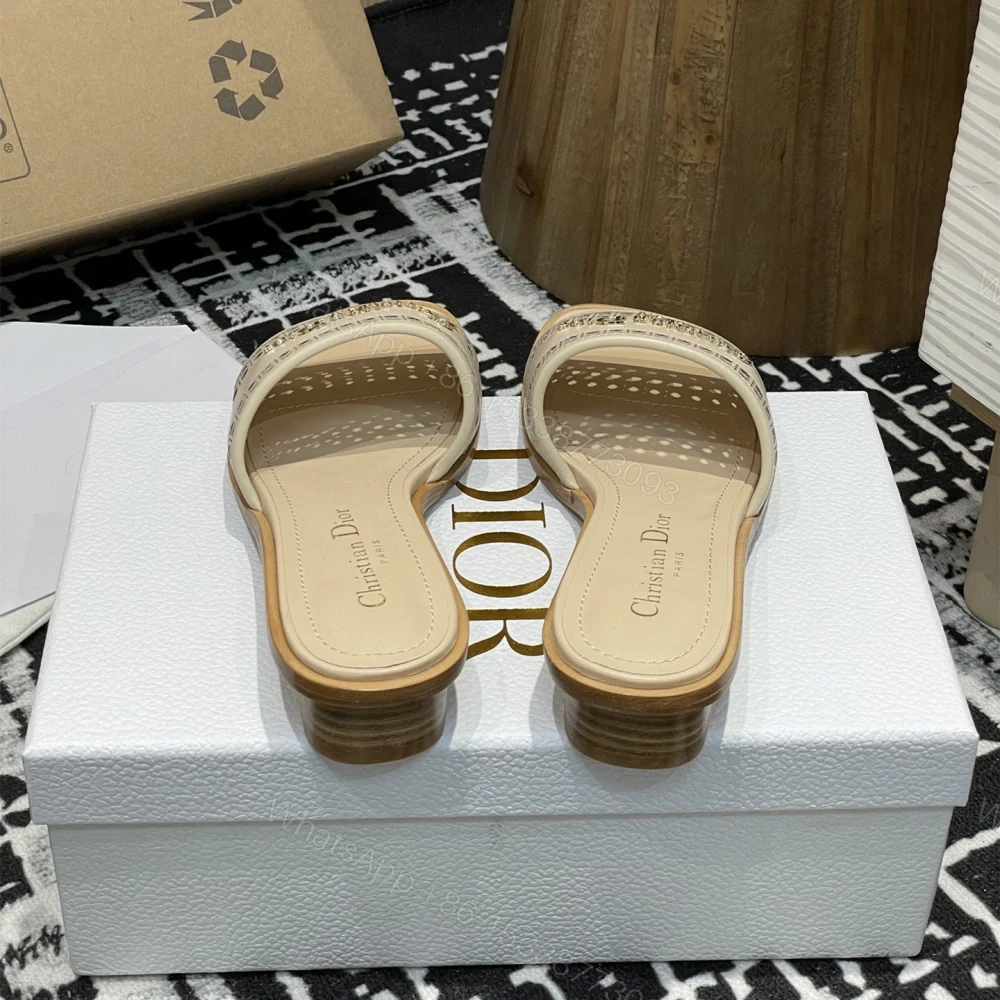 View 9 of 高仿Dior*D-Lane系列KCO205圓頭套腳拖鞋短踭米色免檢版