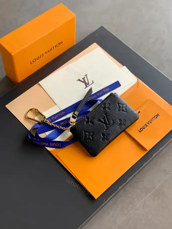 View 2 of LV WALLET – RRG098