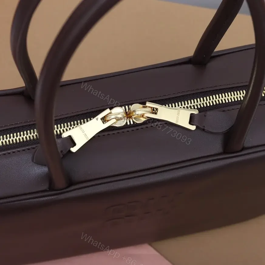 View 7 of 高仿miumiu*5BB172壓紋LOGO手提包小牛皮石楠木色免檢版
