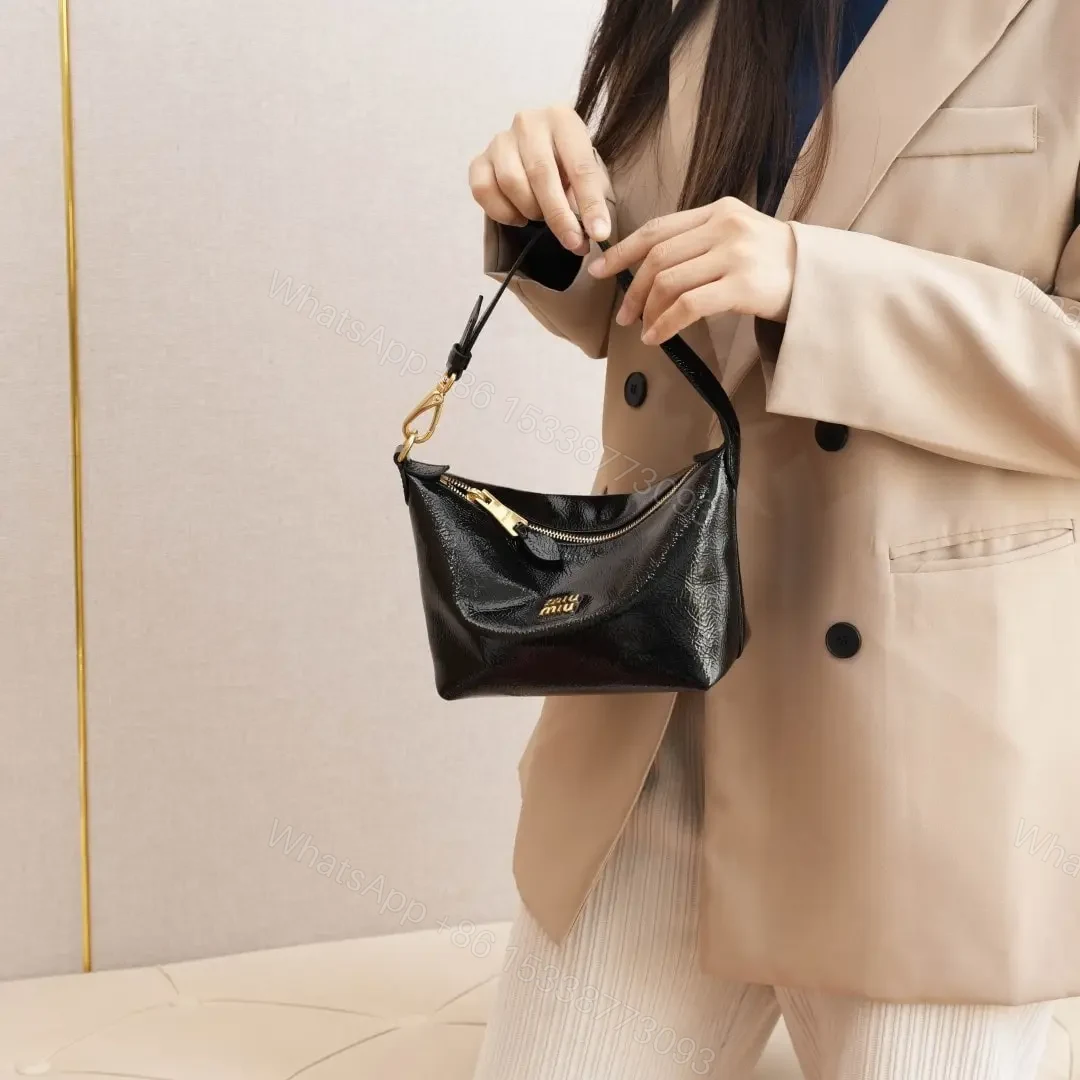 View 14 of 高仿miumiu*Naplak系列5NE841小羊皮飯盒包黑色免檢版
