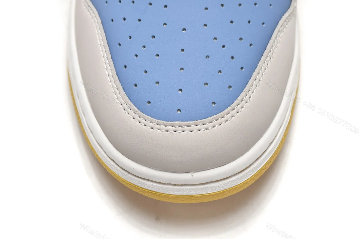 View 7 of Nike SB Dunk Low Kobe LF2428-002