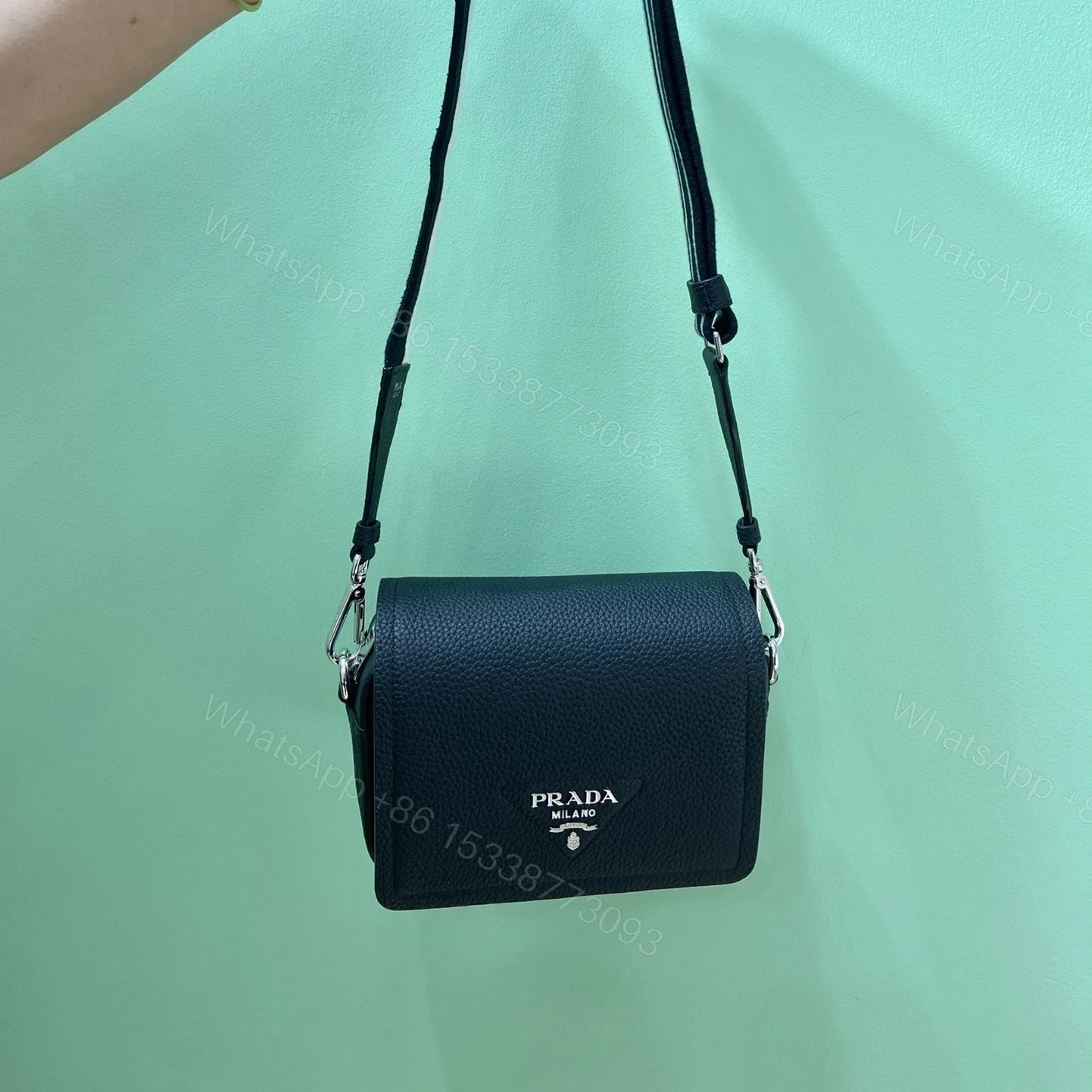 View 6 of 高仿Prada斜跨單肩包1BD332黑色免檢版
