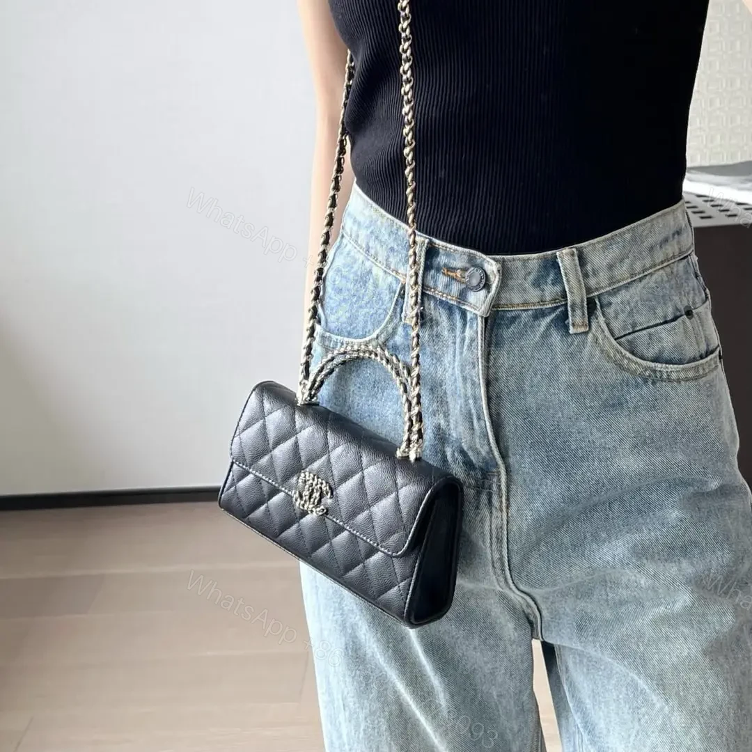 View 17 of 高仿Chanel*23P系列AP3238亮面小牛皮單肩包黑色免檢版