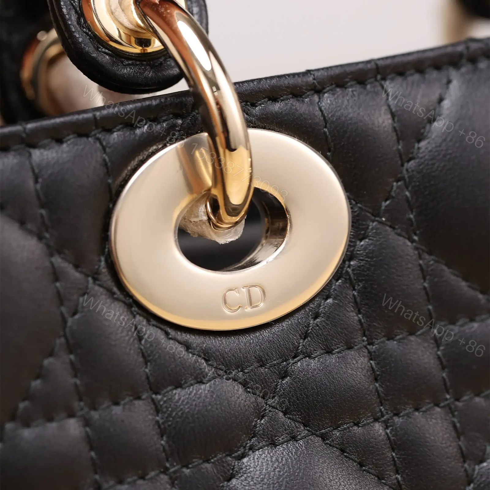 View 16 of 高仿Dior*LadyDJoy系列S0636M900小羊皮戴妃包黑色Mini免檢版