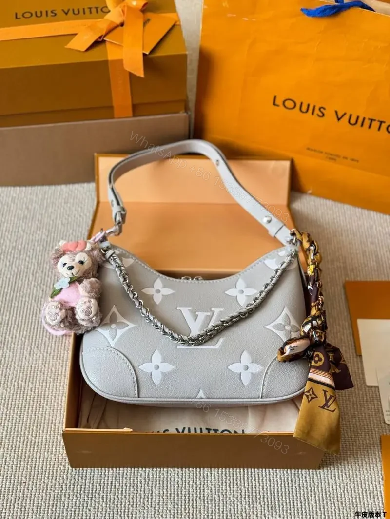 Louis Vuitton Boulogne PM handbag in Monogram Empreinte — view 1