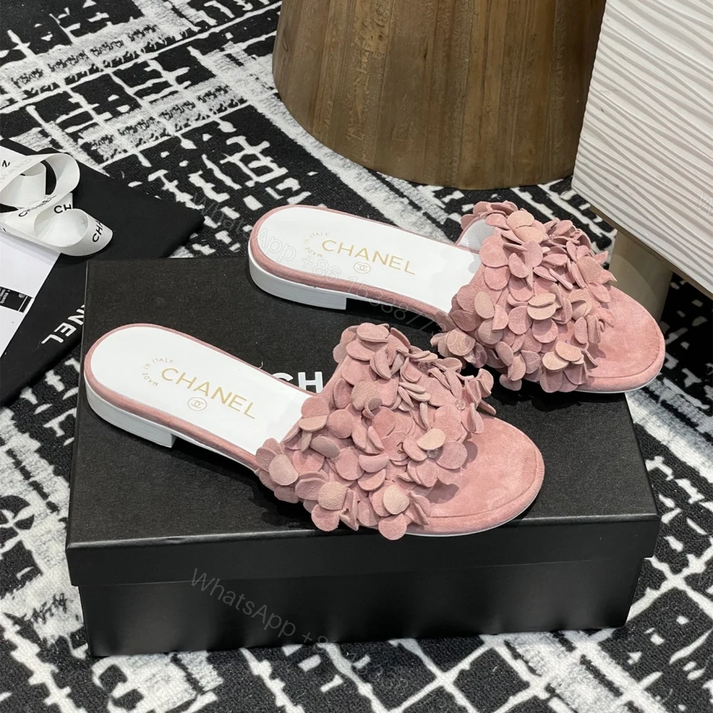 View 3 of 高仿Chanel*25P系列G46231B小羊皮花瓣拖鞋粉色1CM免檢版