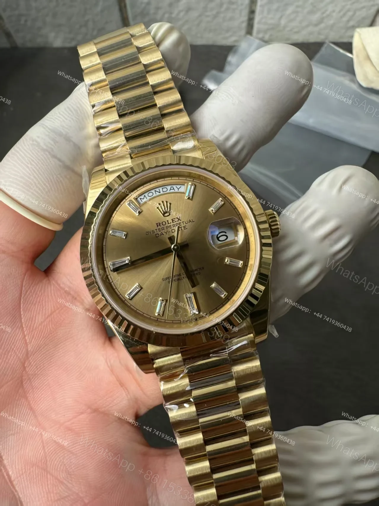 View 12 of Rolex Day-Date M228238-0005 1:1 Replica Gold Diamond Dial 40MM 3255 Movement Presidential Bracelet Super Clone Watch