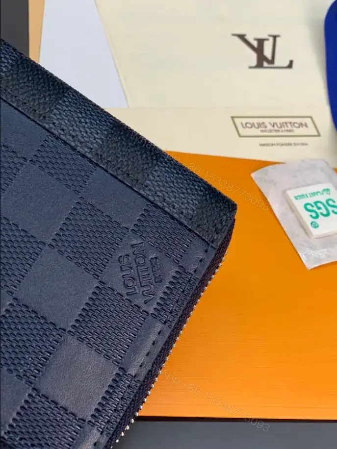 View 7 of LV ZIPPY VERTICAL WALLET DAMIER INFINI LEATHER – LBV402