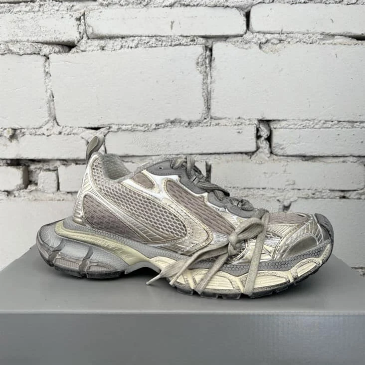 View 2 of BALENCIAGA MEN’S 3XL TRAINERS – BB214