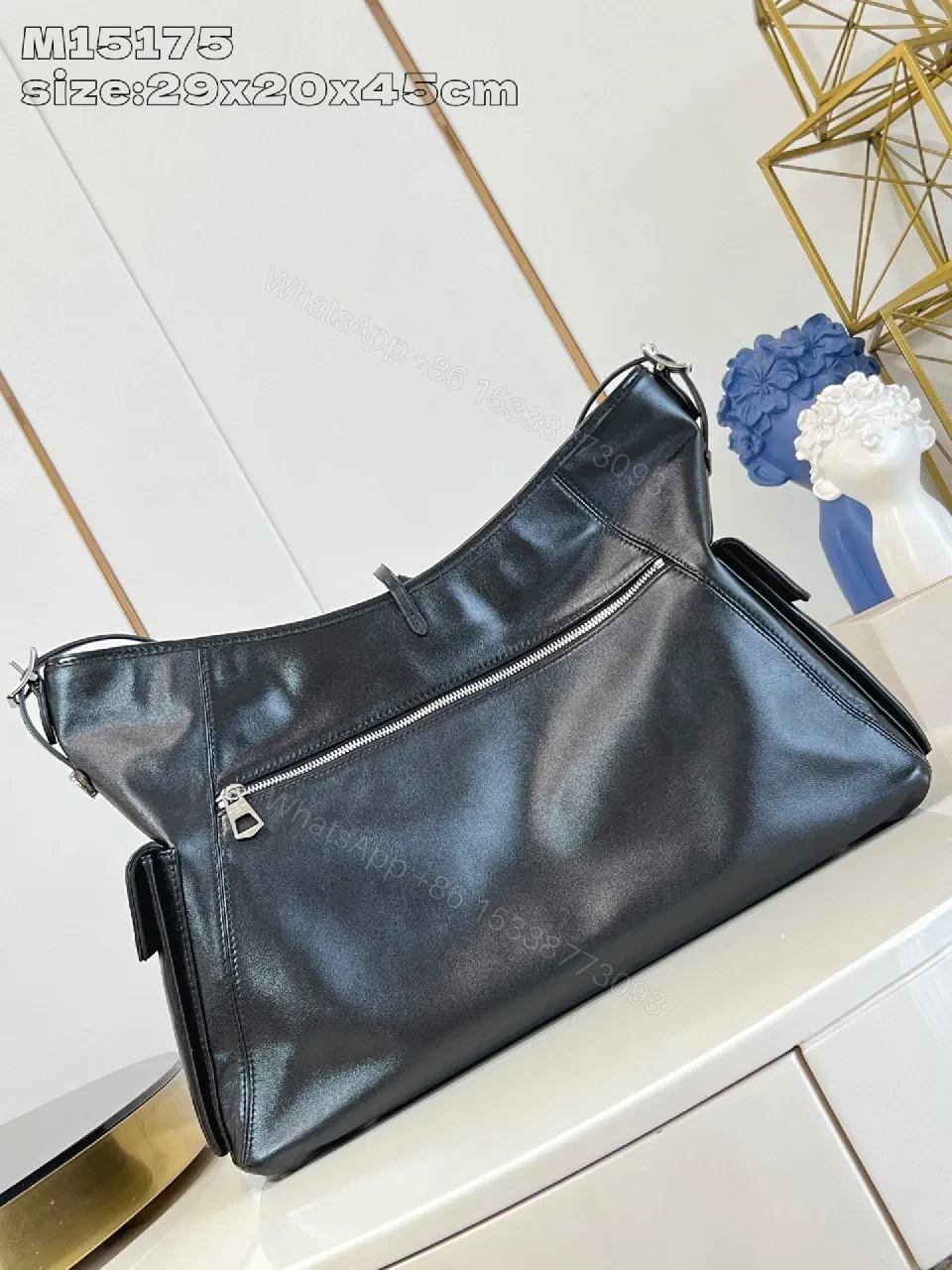 View 3 of Modern Black Leather Tote — Minimalist Luxury, Everyday Versatile Bag