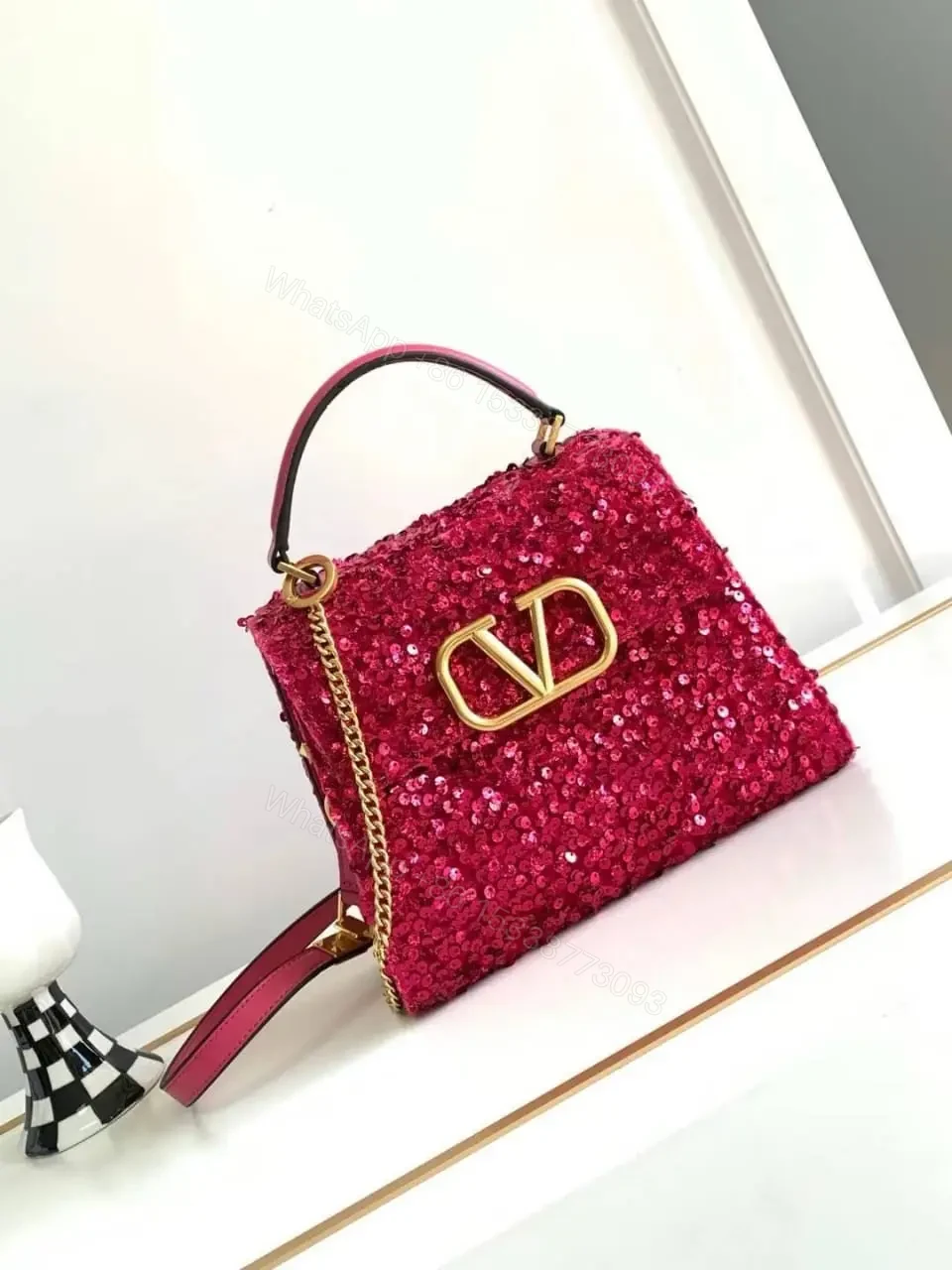 VALENTINO — view 1