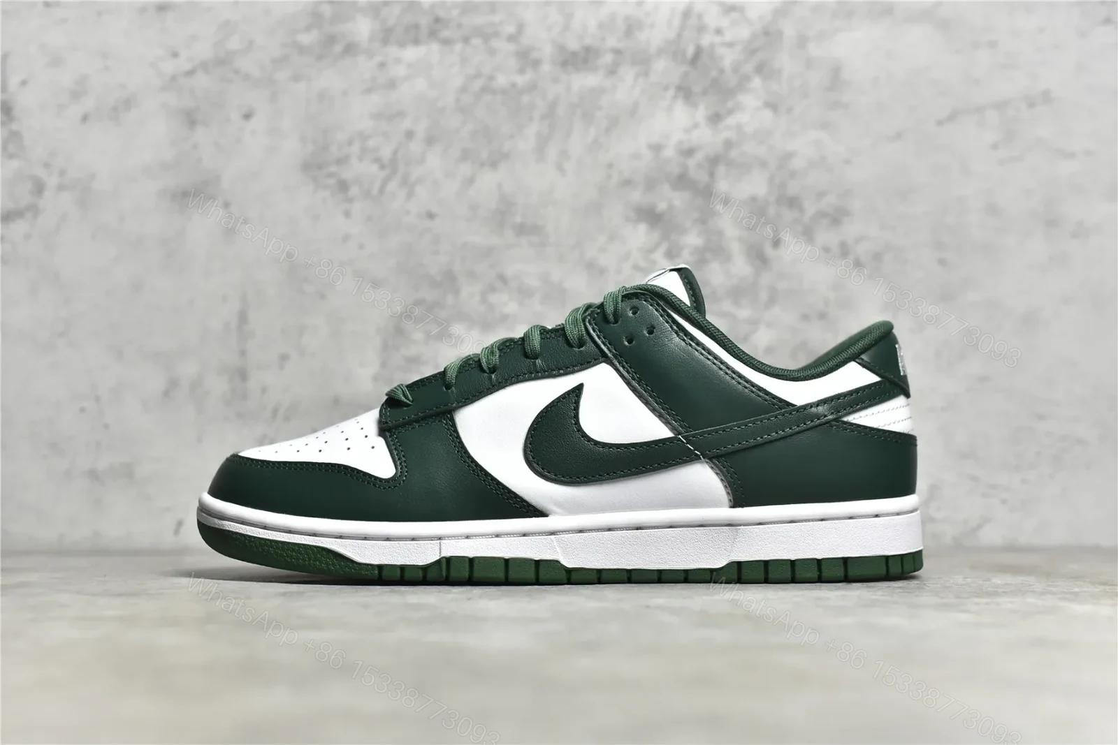 DUNK SB LOW “Varsity Green” Reps — view 1