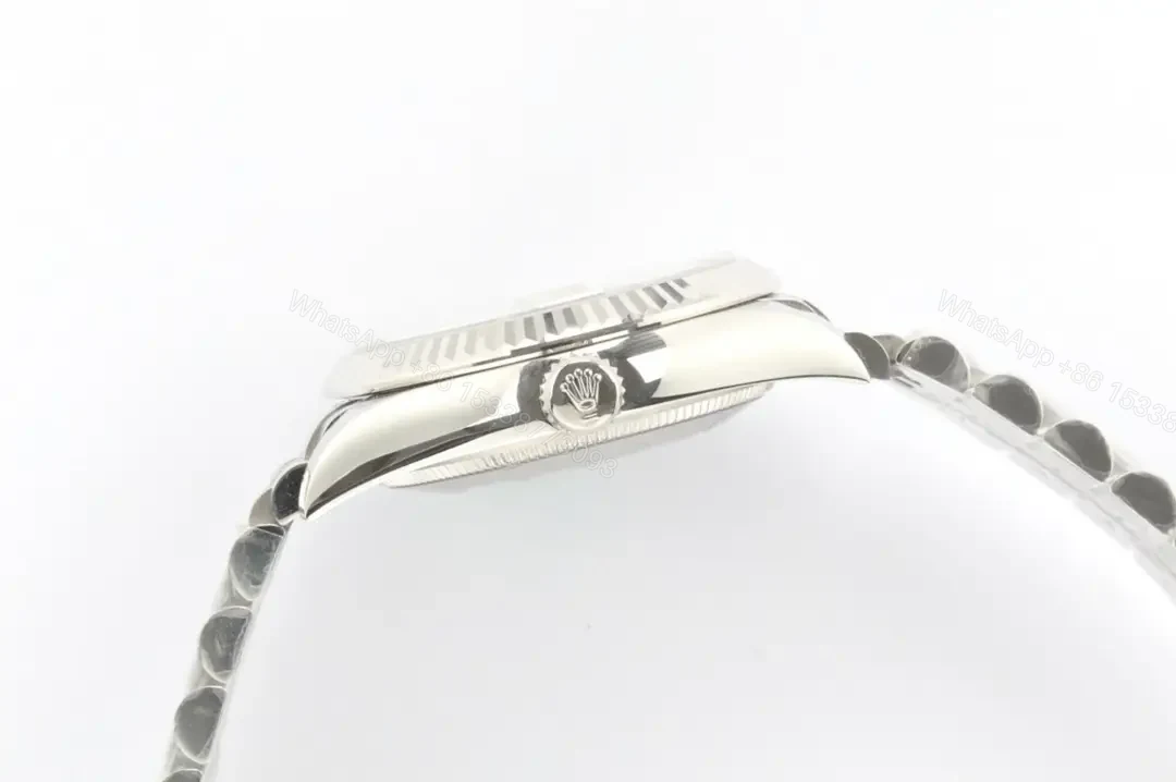 View 5 of Rolex Datejust 31 Stainless Steel Fluted Jubilee Silver – Diamond 178274-0018