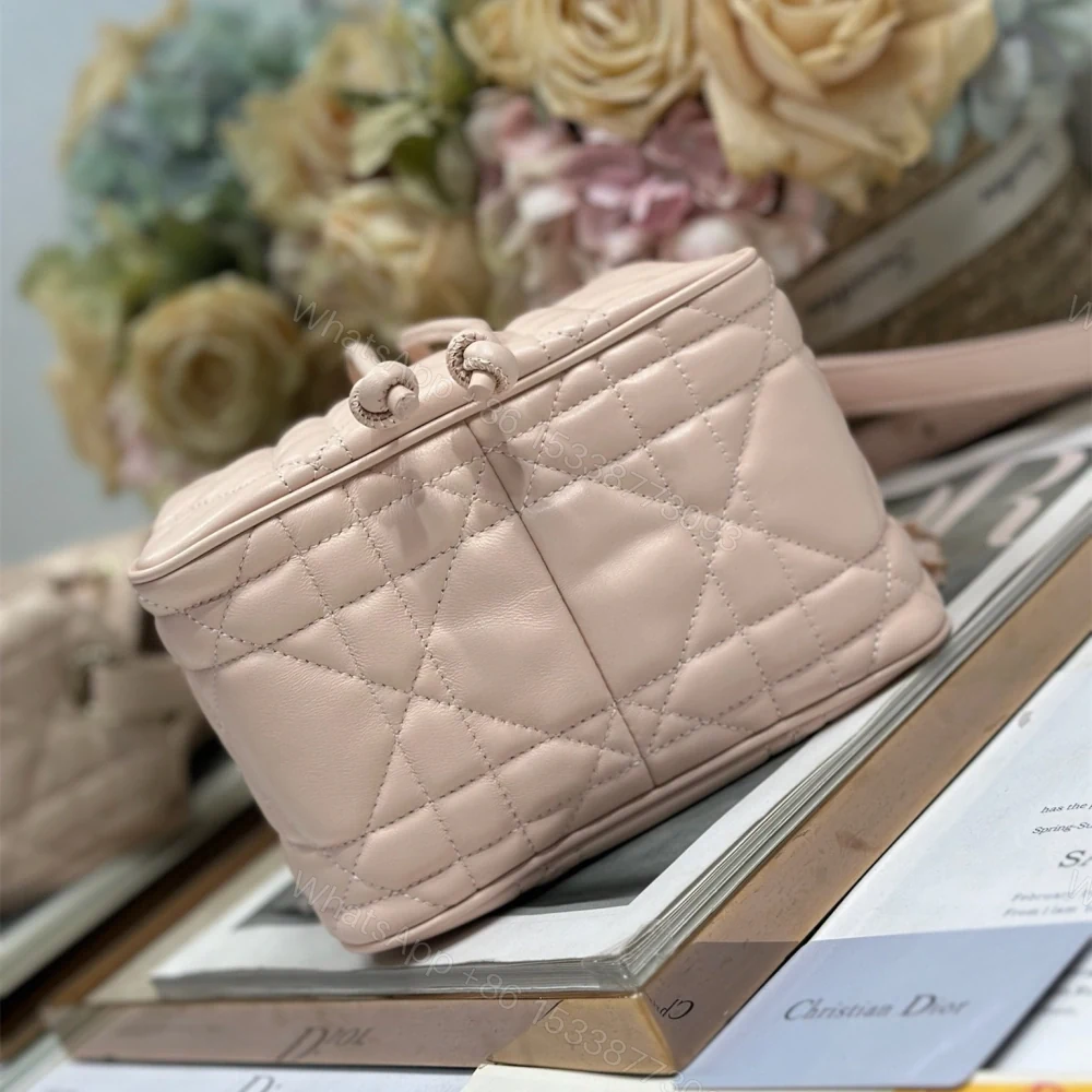 View 5 of 高仿Dior*D-Motion系列M2851M413小牛皮水桶包小號粉色免檢版