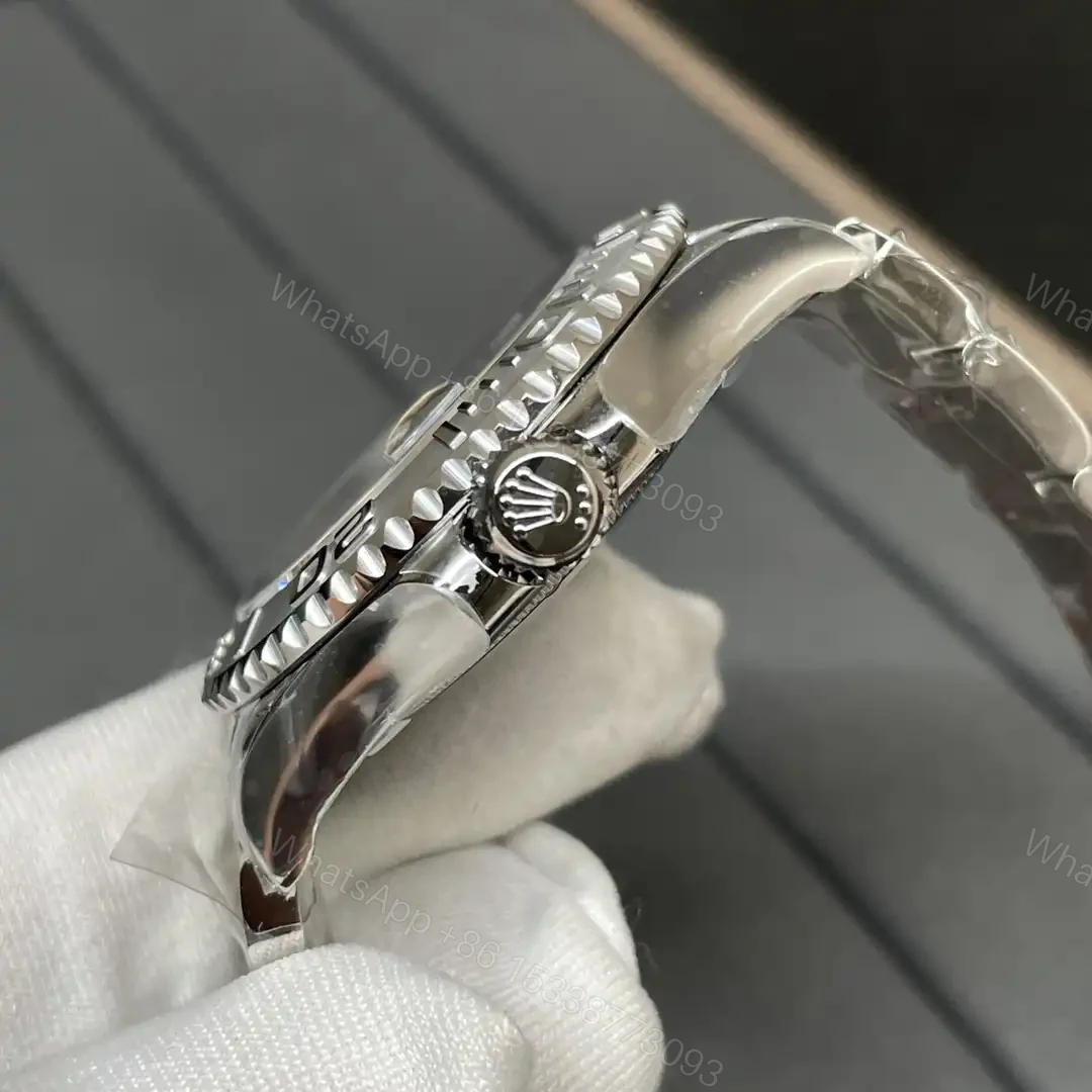 View 8 of Replica Rolex Yacht-Master Rhodium Dial 126622 Superclone