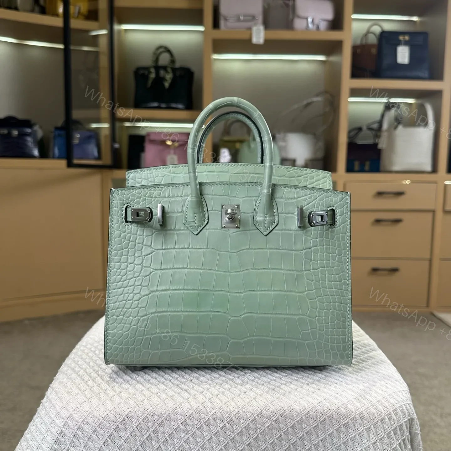 Hermes Birkin 20cm Mint Green Crocodile Leather Silver Hardware — view 1