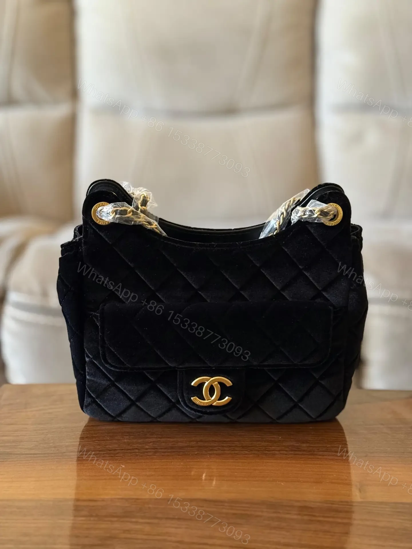 CHANEL — view 1