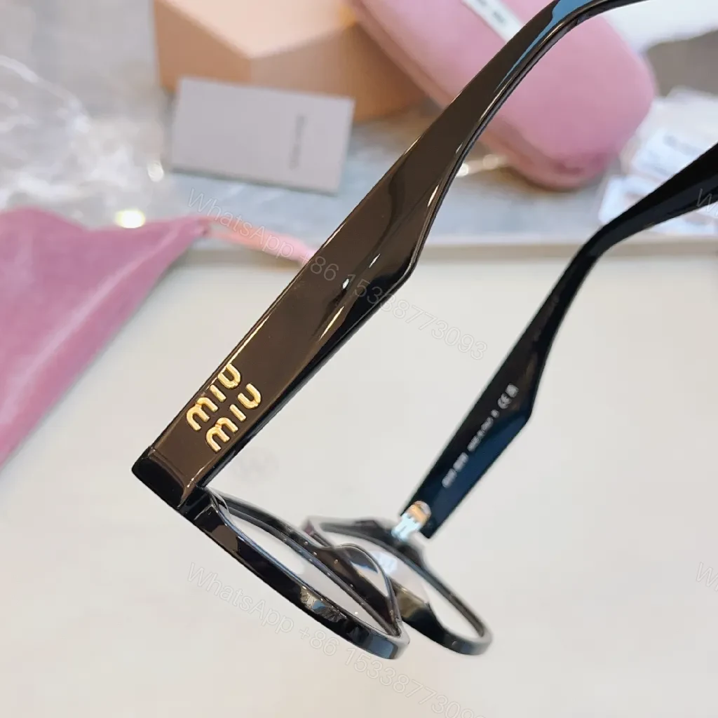 View 7 of Oversized Square Acetate Frames - Black/Brown Gradient, UV Protection