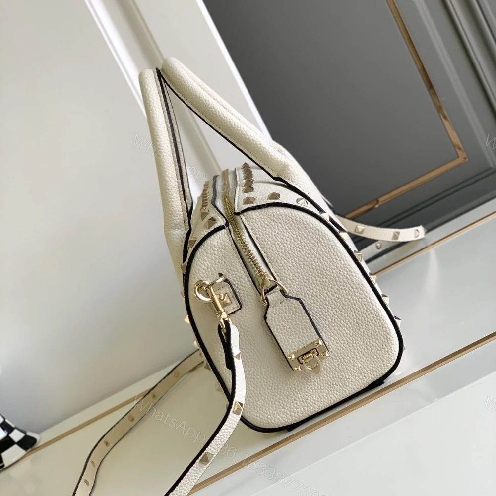 View 3 of VALENTINO CARAVANI BOLSAS ROCKSTUD GRANATO WHITE 24CM