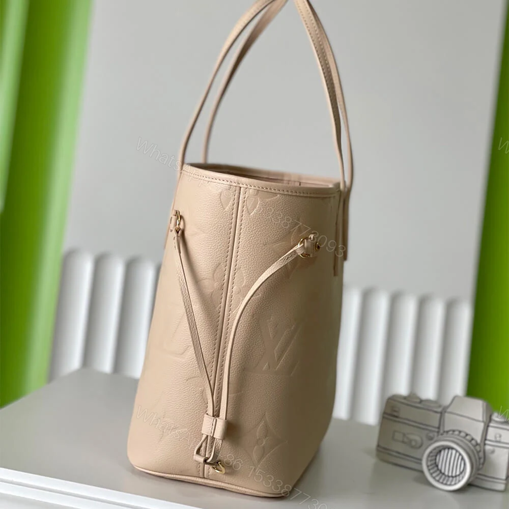View 3 of LV Neverfull MM Tote Bag(HIGH-END GRADE)