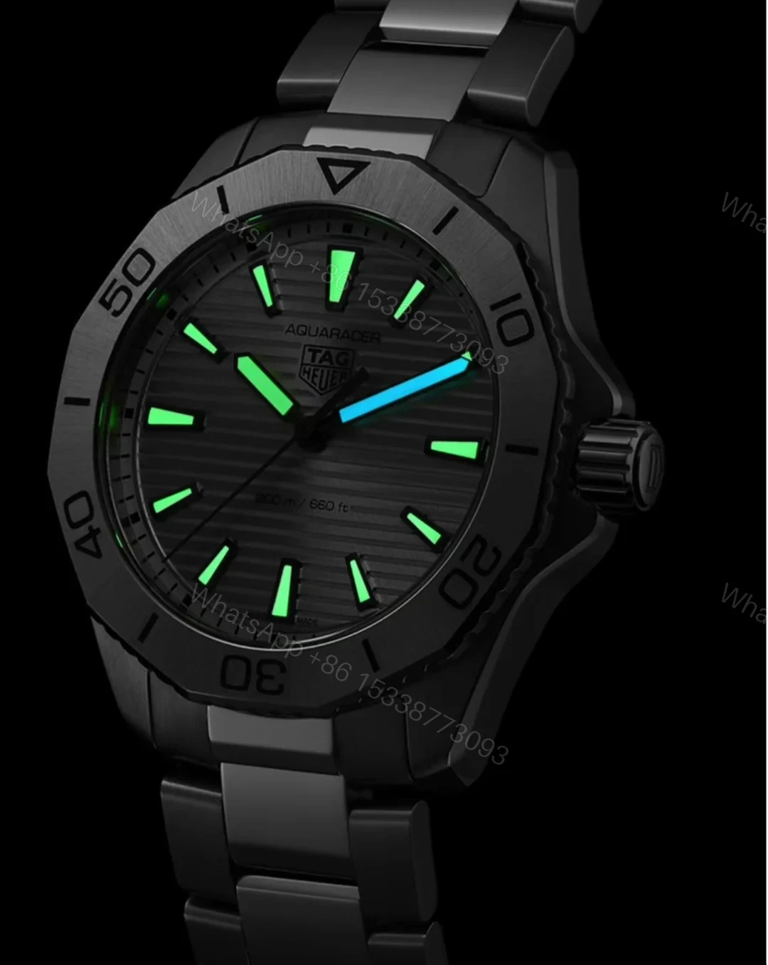 View 9 of TAG Heuer Aquaracer Quartz Watch 40MM Silver Sunray Dial Stainless Steel Bracelet Premium Edition TAG-AQUA-SUN-40