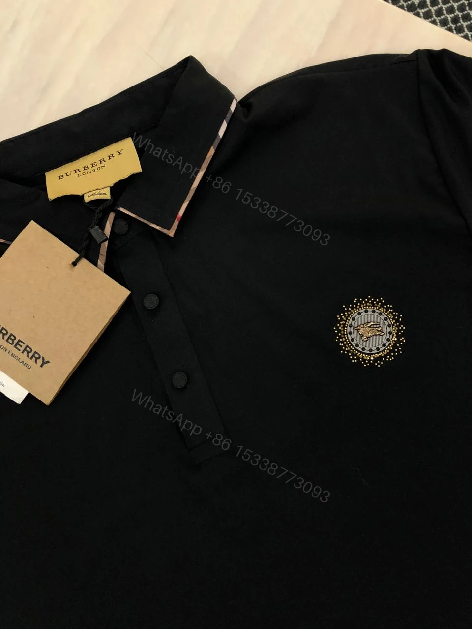 View 8 of FIRST COPY BURBERRY VERY EXCLUSIVE POLOS T-SHIRT