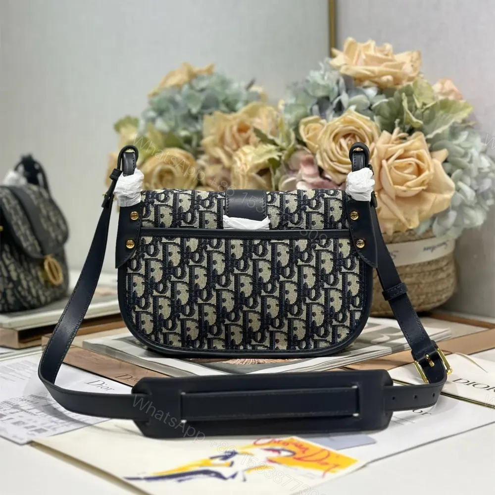 View 2 of 高仿Dior*30Montaigne系列9363M928單肩包藍色中號免檢版