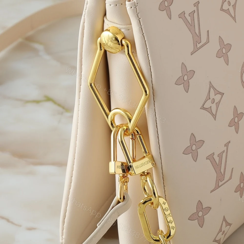 View 9 of LOUIS VUITTON COUSSIN PM BICOLOR EDEN 26CM M14503