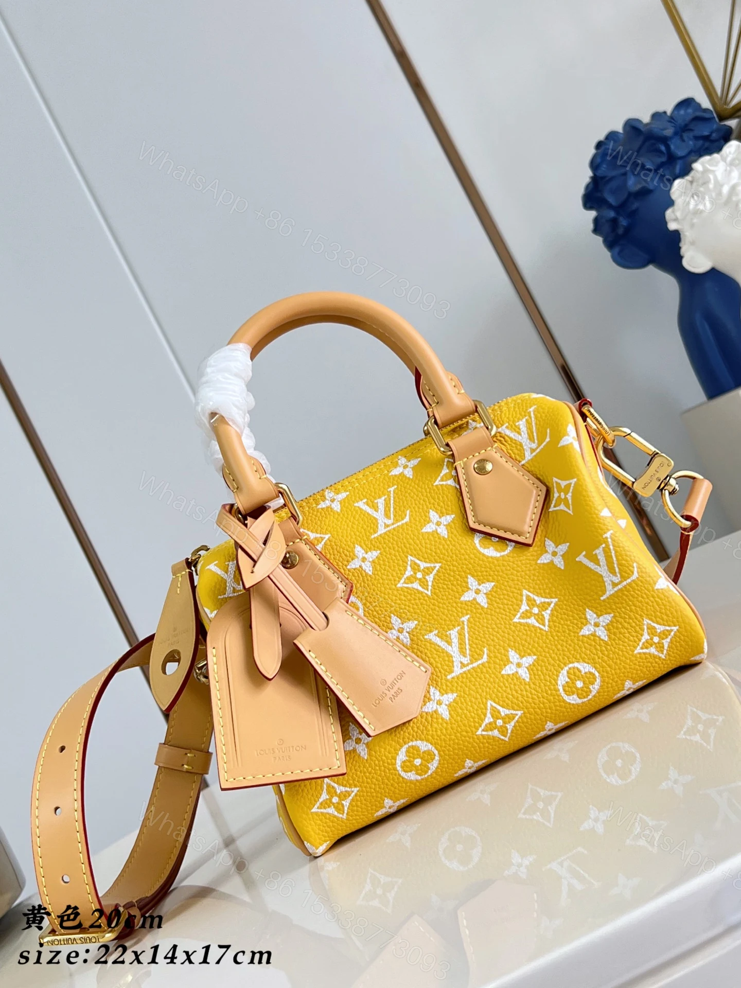 LV 原單 女款 Speedy 手提包 黃色亮色設計 活潑百搭款 — view 1