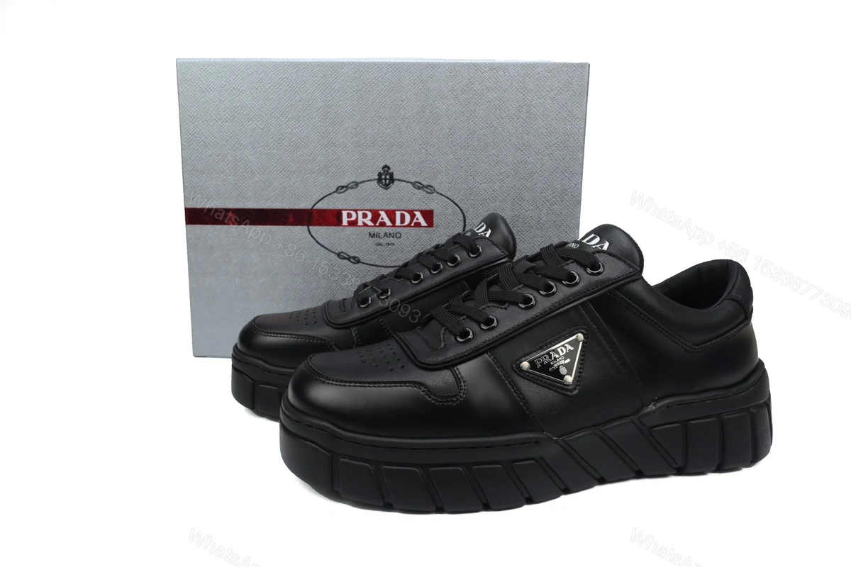 Prada Low-Top Sneakers Serrated Black — view 2