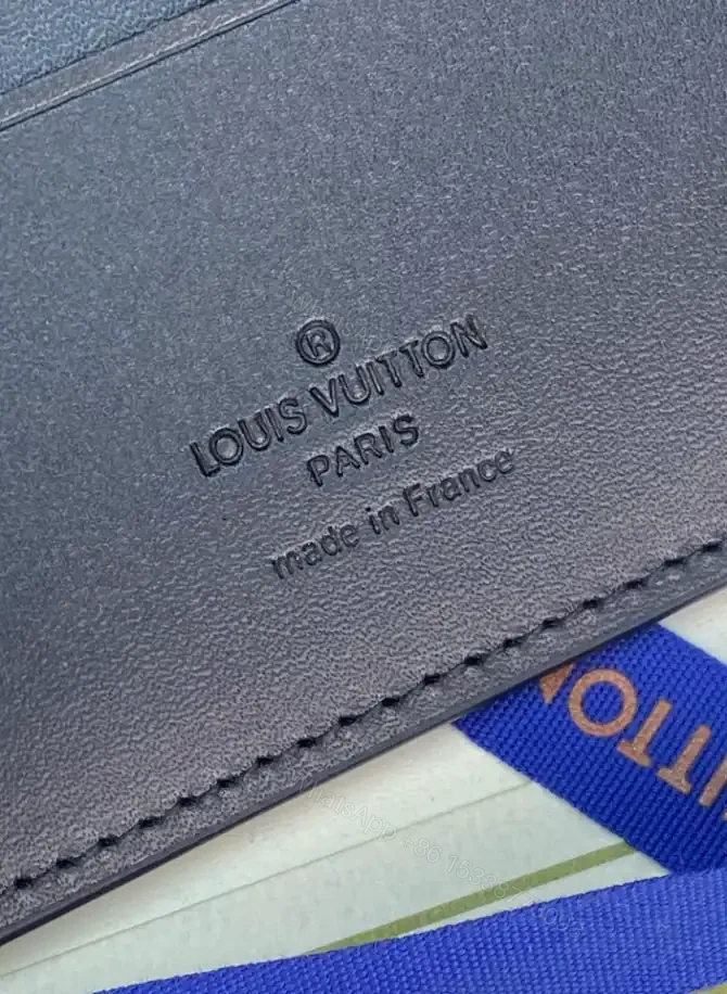 View 6 of LOUIS VUITTON SLENDER WALLET – LBV399
