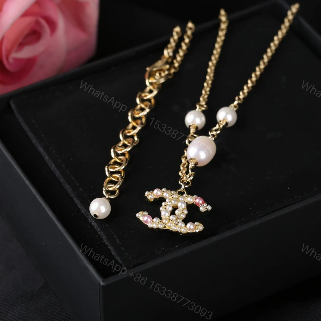 View 3 of EN – Lux Necklace CHL041