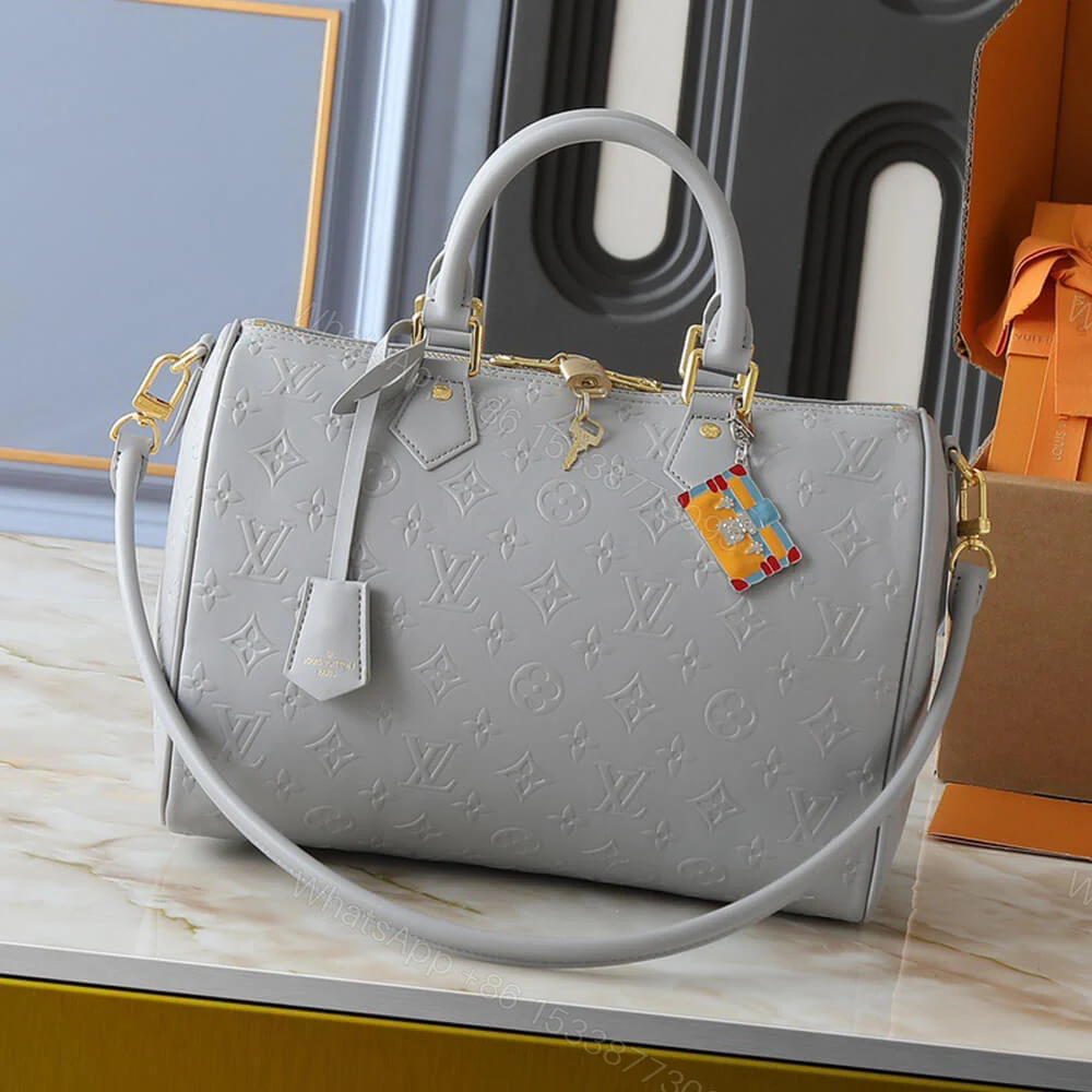 View 2 of LV Speedy Soft 30