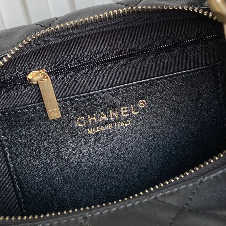 View 4 of Chic Quilted Crossbody: Gold Chain Luxe Everyday Carry