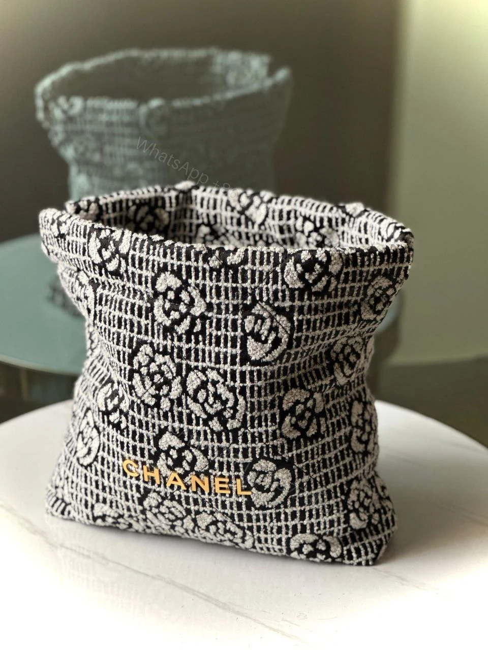 Chanel CHANEL22 Small Handbag — view 1