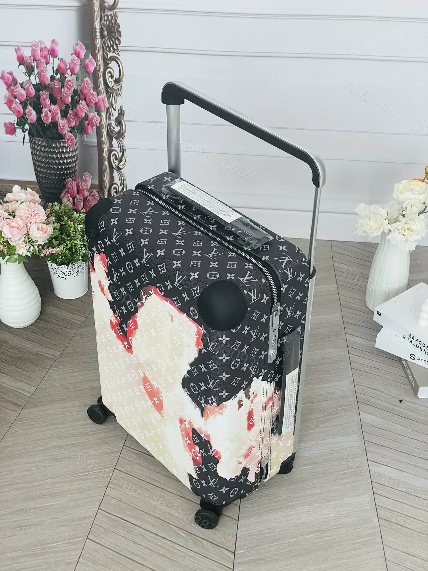 View 5 of Louis Vuitton Horizon 55 rolling suitcase Aistinctive Artistic Pattern