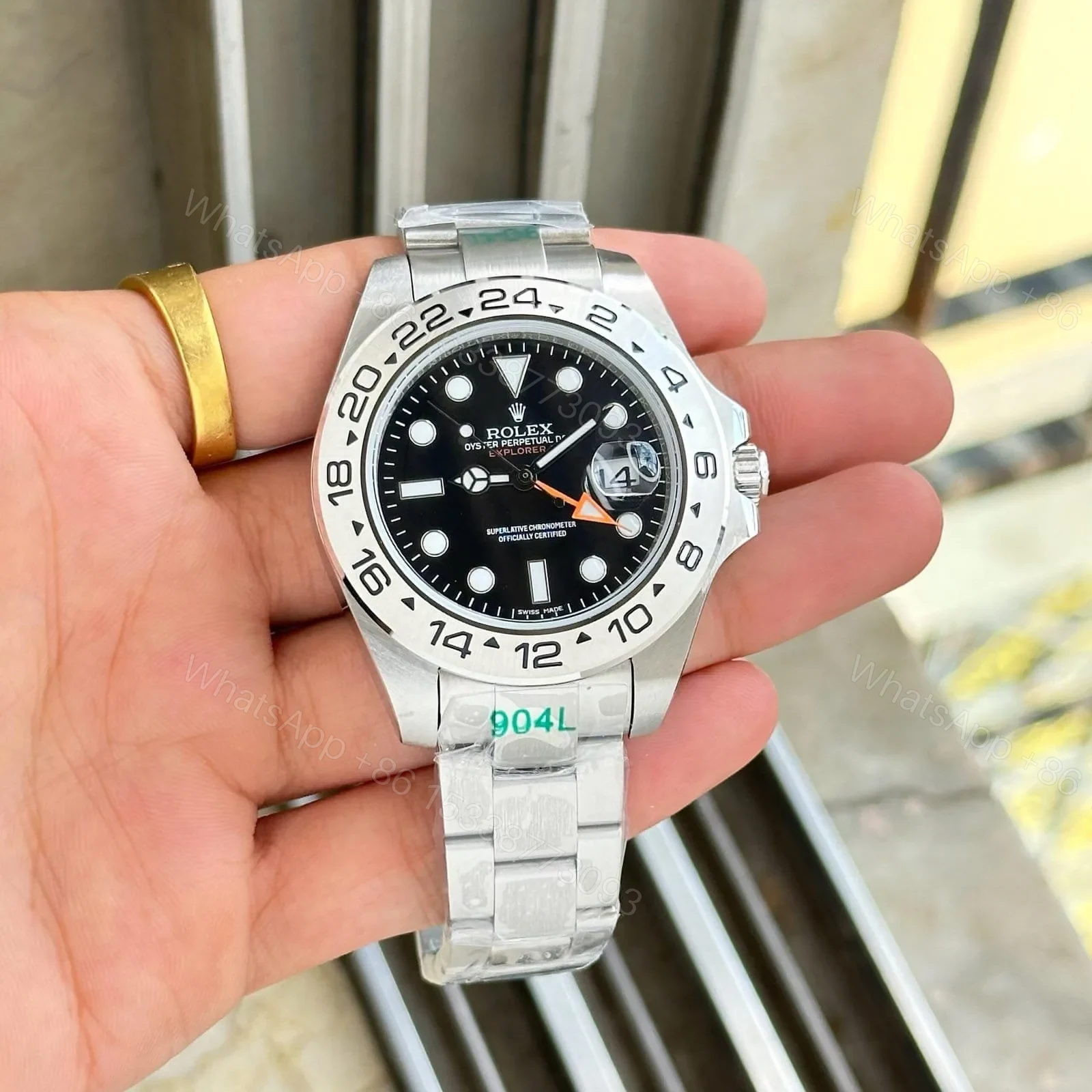 Rolex Oyster Perpetual Explorer II — view 1