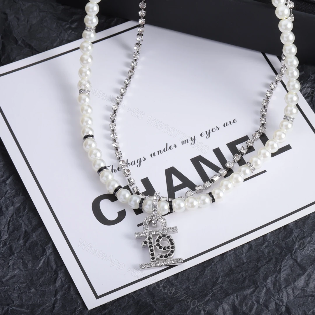 View 6 of EN – Lux Chanel Necklaces 023