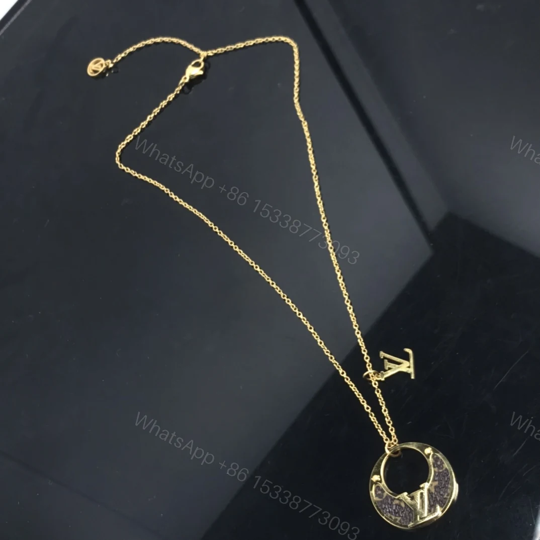 EN – Lux LV Necklaces 083 — view 1