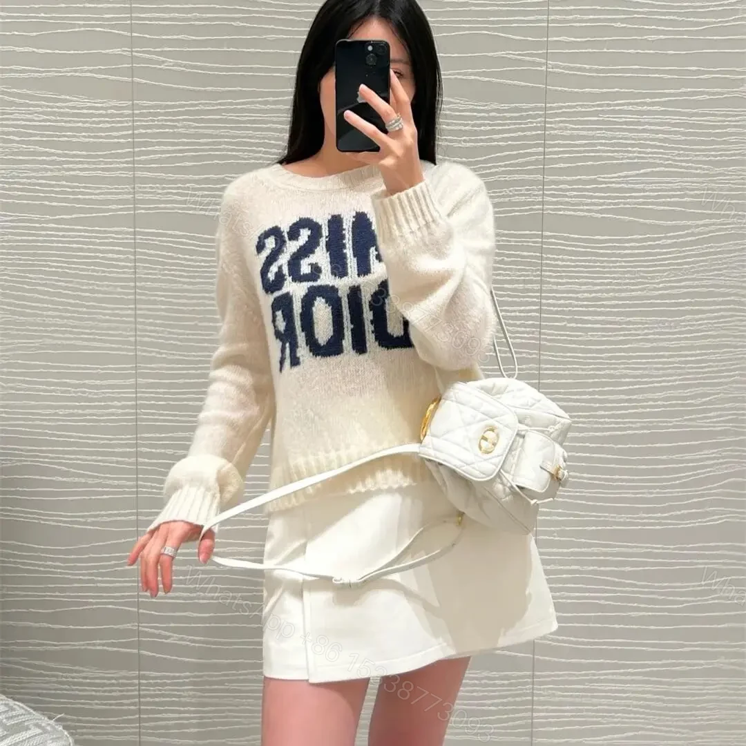View 17 of 高仿Dior*Caro系列M6302M030小羊皮雙肩包白色小號免檢版