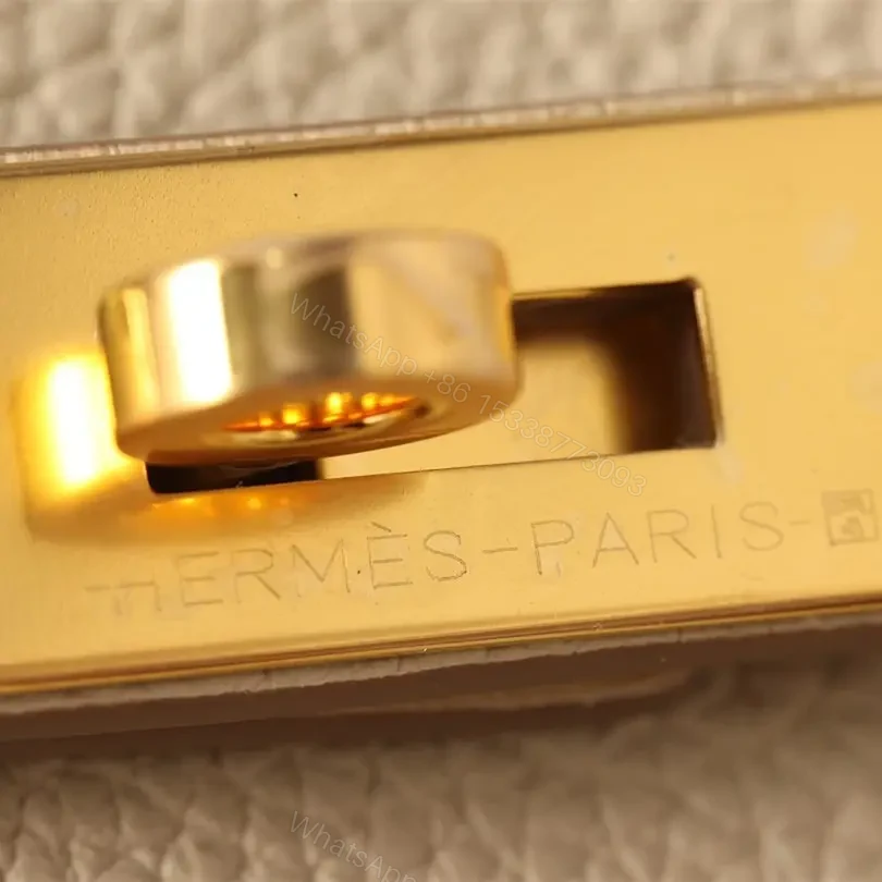 View 12 of 高仿Hermes*Birkin30奶昔白金扣免檢版